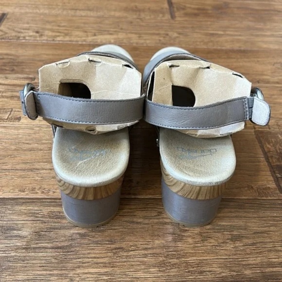 Dansko Madalyn Slingback Sandals Gray Leather Comfort Block Heels Size 39 - Picture 6 of 12